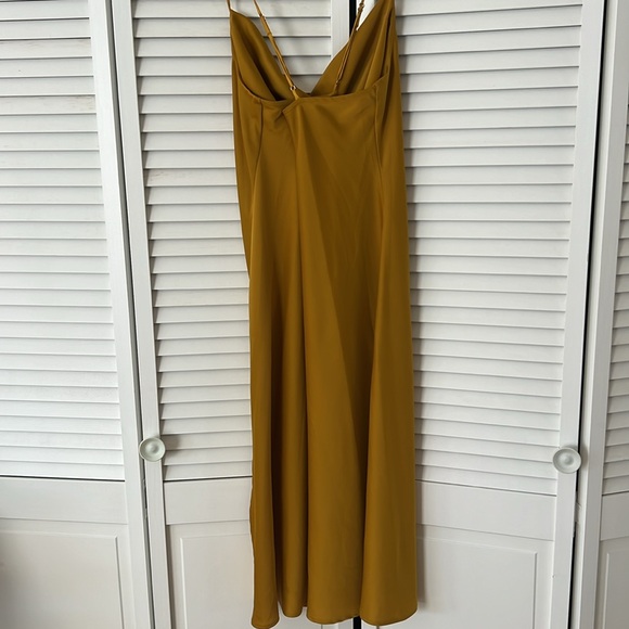 Banana Republic Gold Petite Medium Slip Dress - Picture 4 of 5